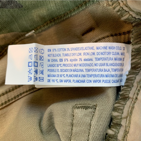 Forever 21 Camo Raw Hem Short Jean Skirt - Picture 8 of 8